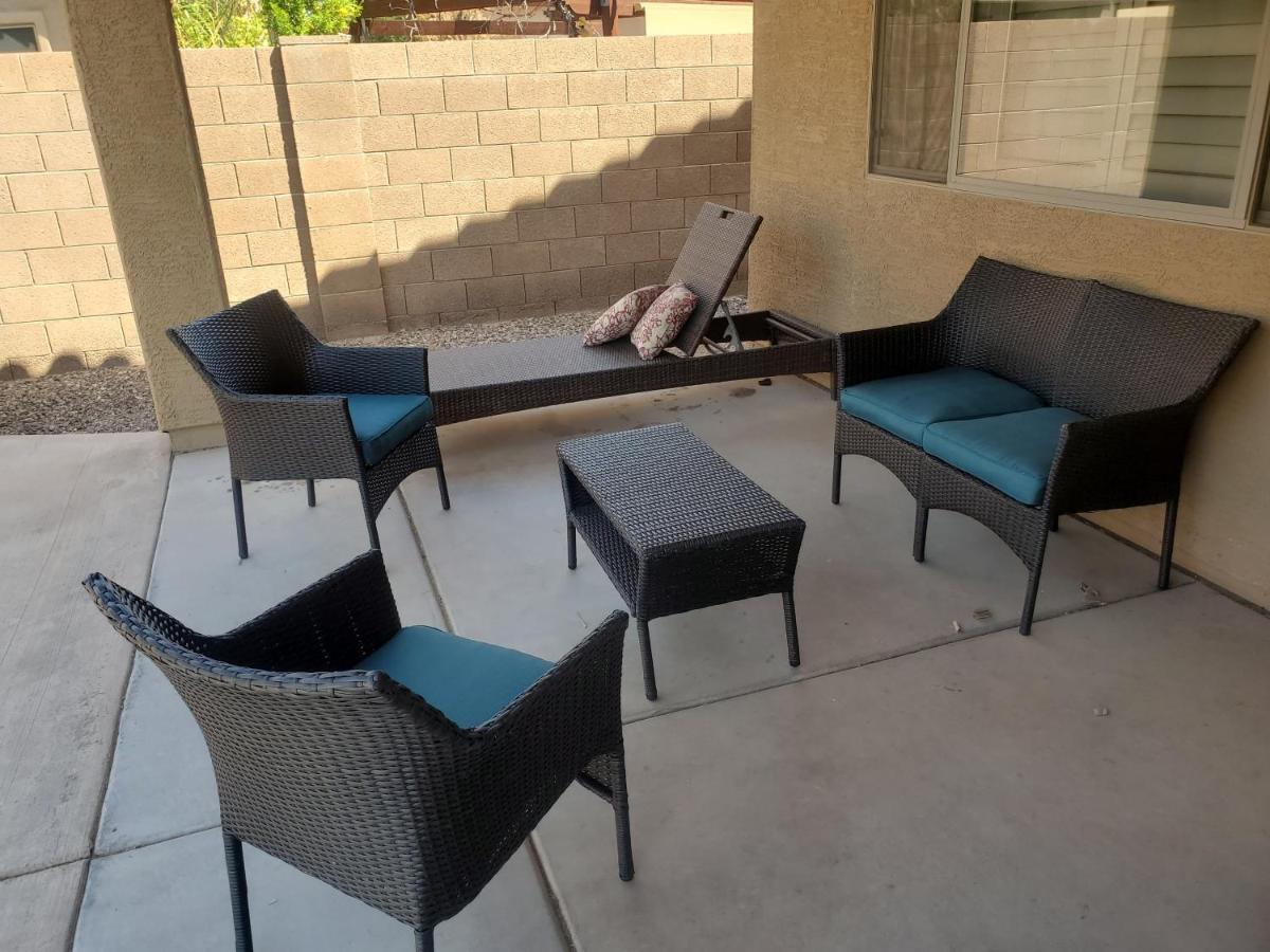 Phoenix II Minutes To Airport And Downtown Bagian luar foto